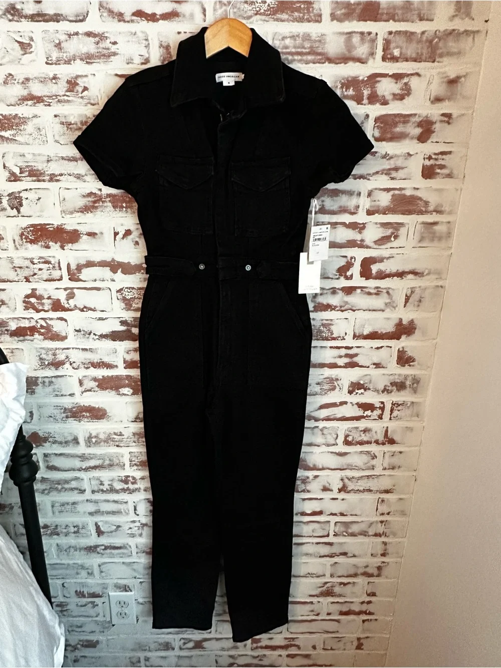 Good American Slim Short-Sleeve Black Utility Jumpsuit - Picture 7 of 7